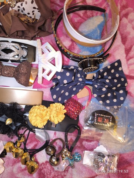 Лот1 аксесуарів для волосся резинки обручі краби заколки банти