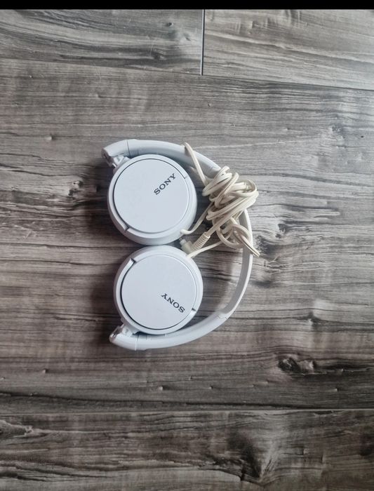 słuchawki na kabel