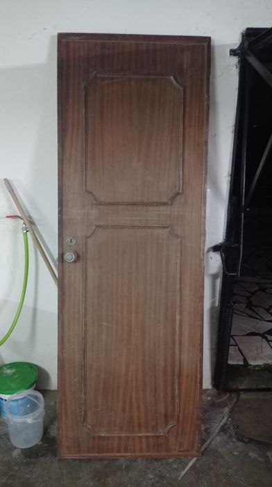 Porta interior usada / cadeiras