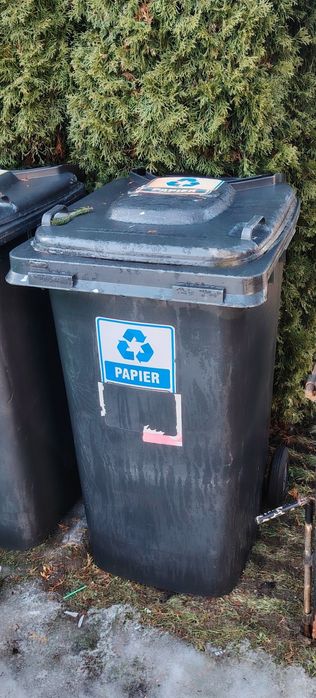 Kosz/pojemnik na śmieci 240 litrów