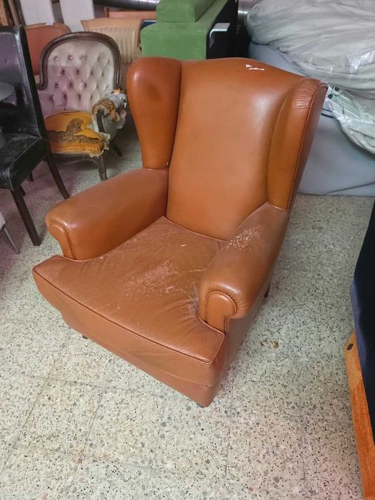 Cadeirão Orelhas