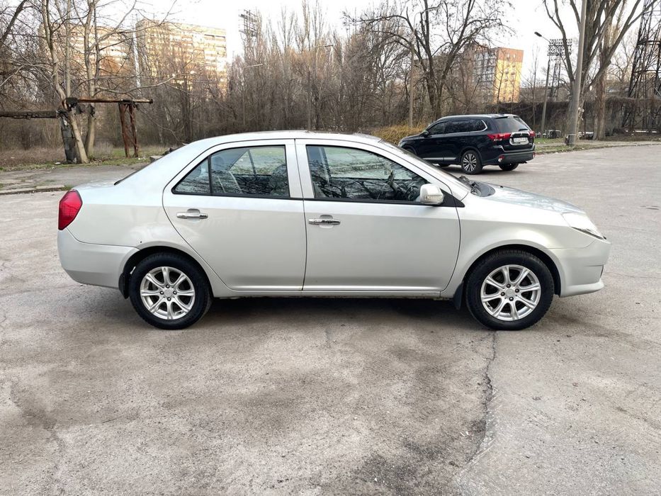 Продам Geely MK 2011