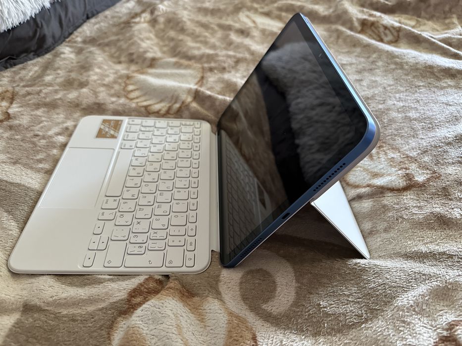 Apple Magic Keyboard 10.9