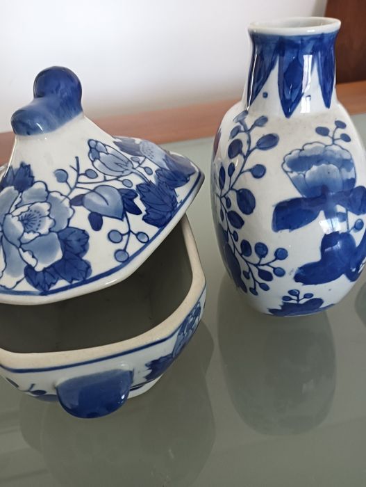 Conjunto antigo 3 peças cerâmica/porcelana Excelente qualidade