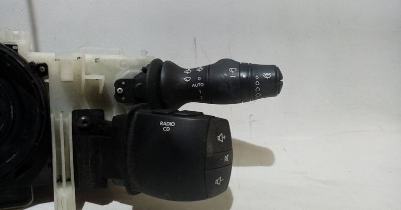 Conjunto / manetes de luzes e limpa vidros RENAULT Laguna III (BT0/1)