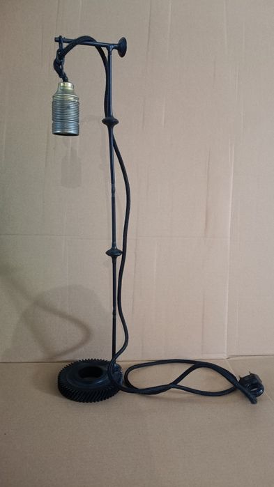 Lampa Loft stojąc , czarna ! Tanio !