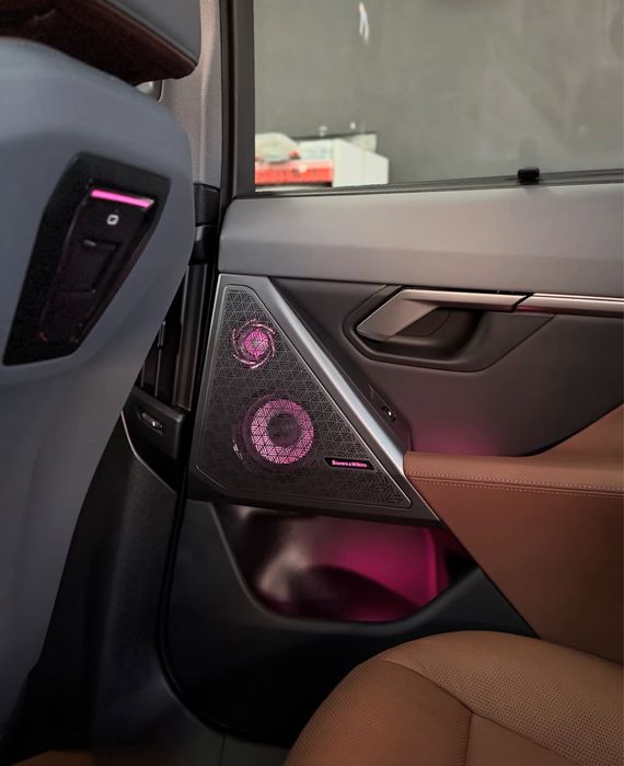 Комплект сеток с подсветкой Bowers&Wilkins BMW G60 5 ambient light