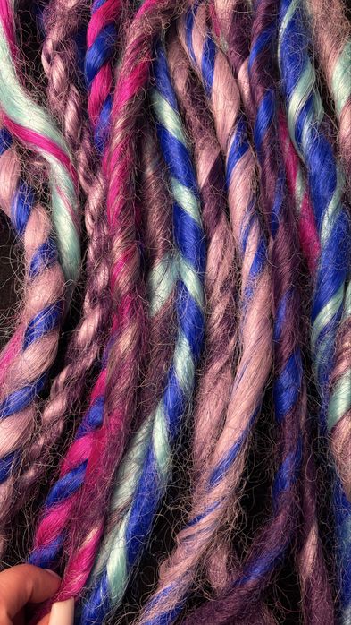 Шиньон де дреды канекалон