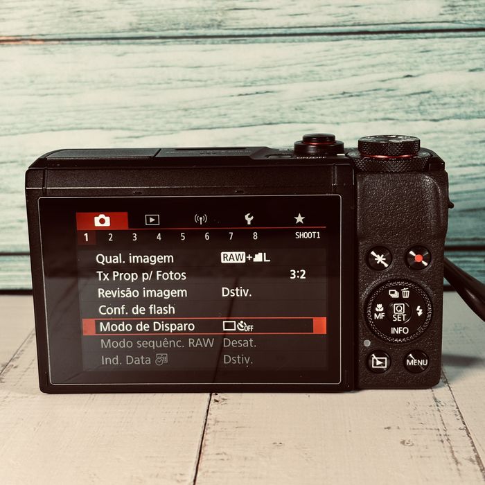 Canon G7X Mark III