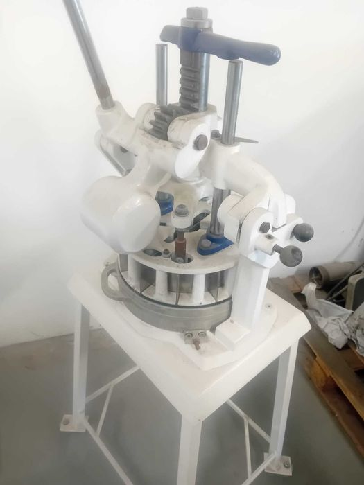 Divisoras semi automáticas  Baixas preços