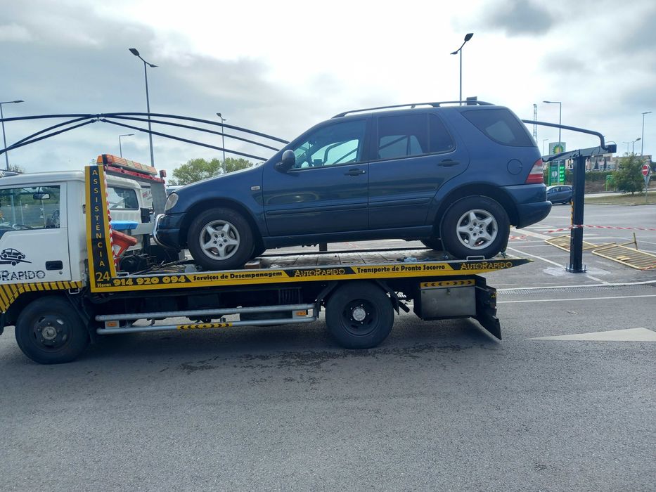 Serviço  de reboque