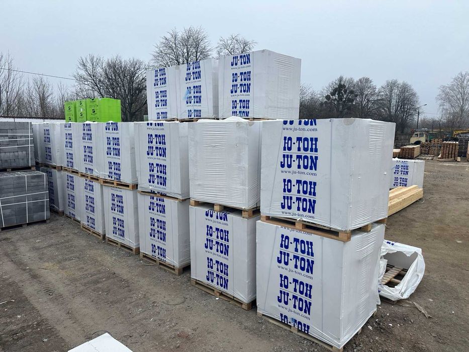 Газоблок | Шлакоблок | Ракушняк | Цемент | Цегла | Пиломатеріали | Ліс