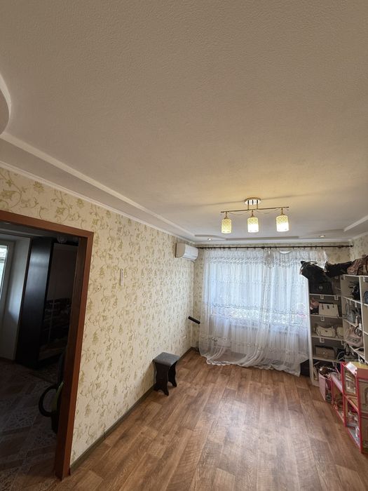 Продается 2 комнатна квартира. Центр. Славянск.