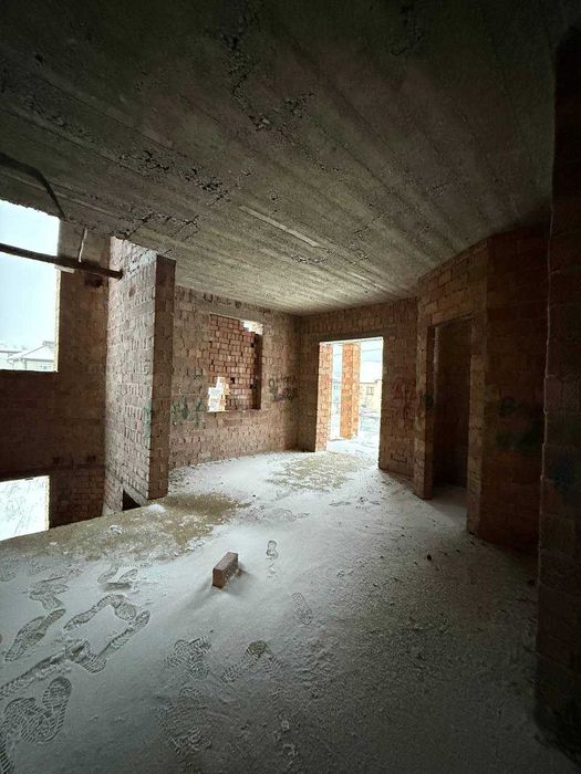 Продаж будинку Горішні Шерівці (незавершене будівництво)