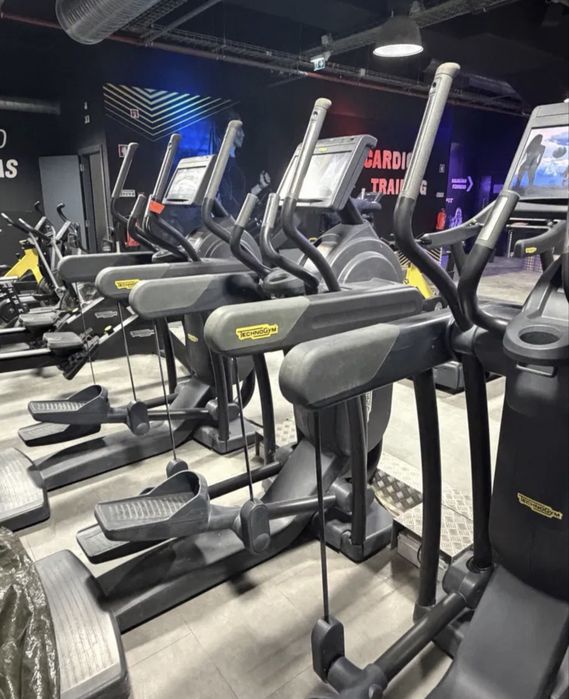 Equipamentos  de cardio technogym, Remo e Eliptica
