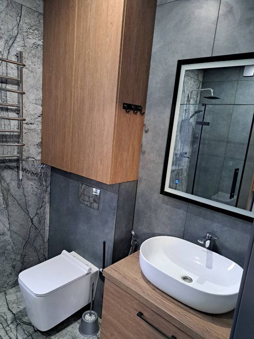 Окремий будинок на Макарова.