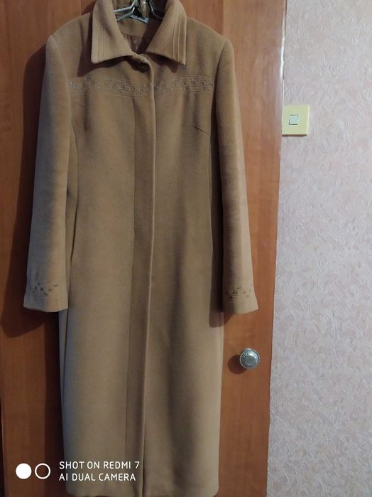 Пальто женское длинное с поясом