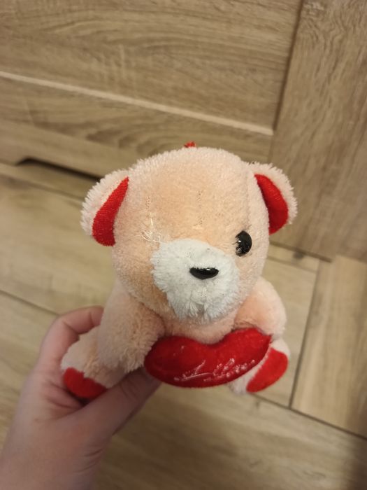 Miś z serduszkiem I love you