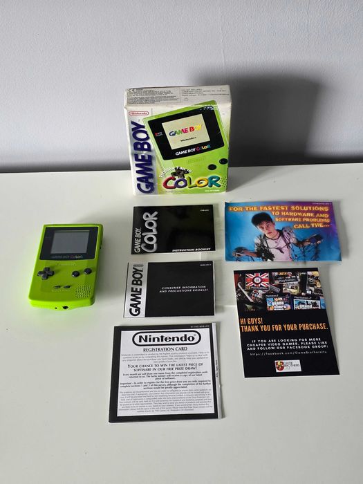 Konsola Nintendo Game Boy Color zielona zestaw pudełko