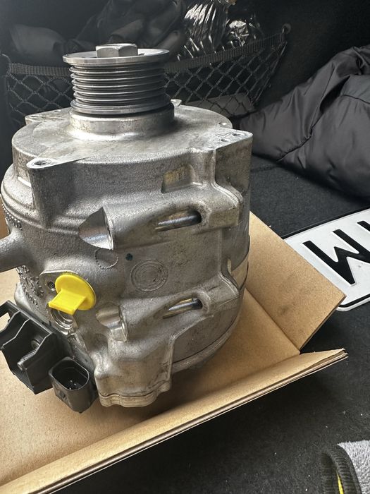 Стартер-генератор Audi a6 c8 3.0tfsi MHEV