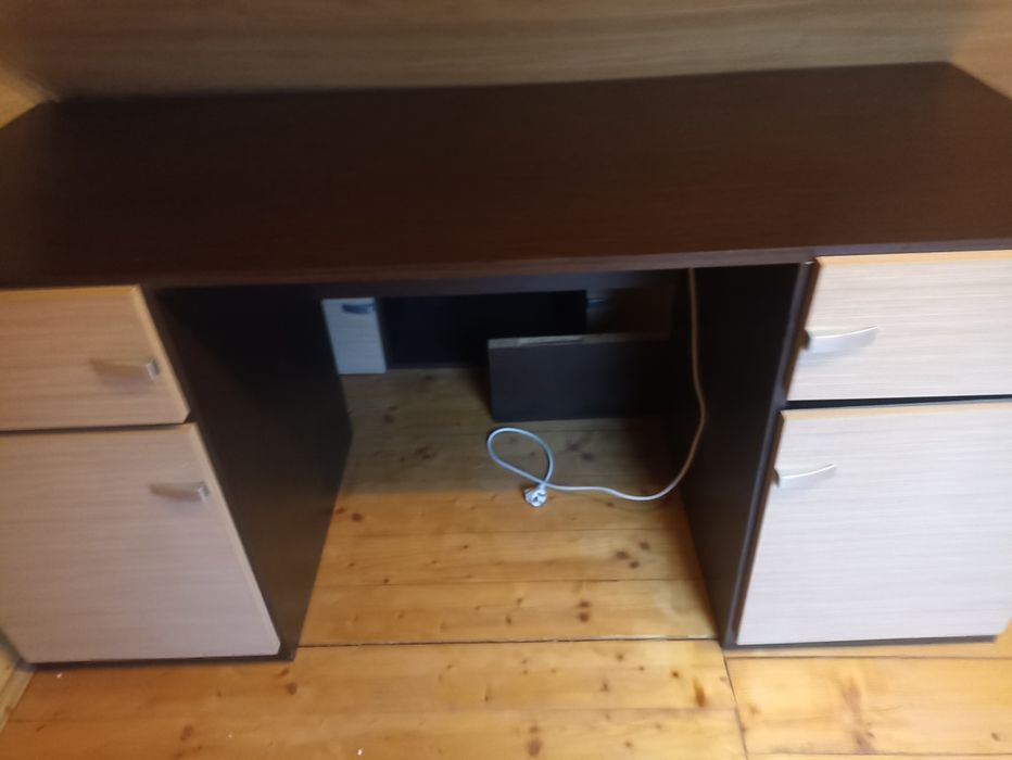 Biurko z 2 szafkami i 2 szufladami 160x65x75