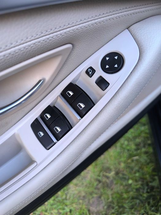 Продаж автомобіля BMW F10