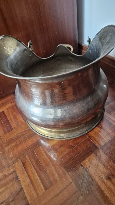 Vaso de plantas de latão decorativo prateado brilhante