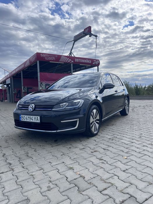 Vw E-Golf 2019  36