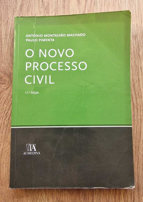 Lote de 11 Livros de Direito