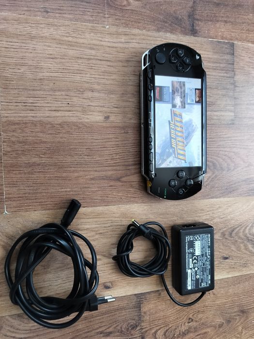 PSP Sony portable 1000 16gb 30 игр