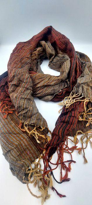 Szal na jesien lub zimę Merengo Fasion