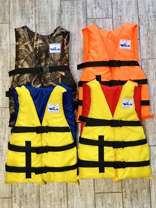 Спасательный рятувальний жилет универсальный 40-100кг