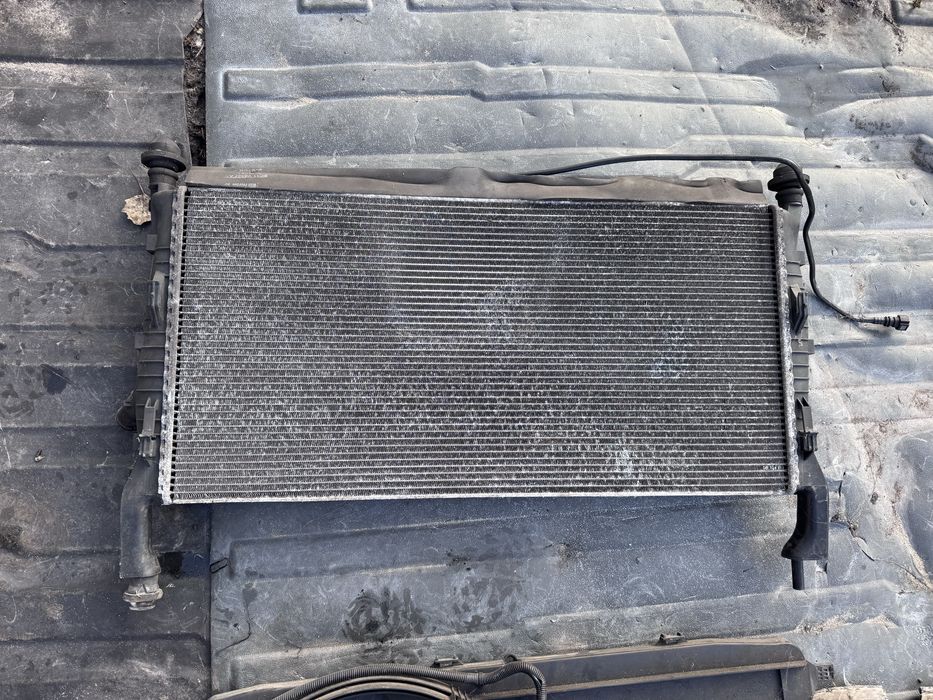 Вентилятор охолодження дифузор радиатор форд Ford transit 2007-2013