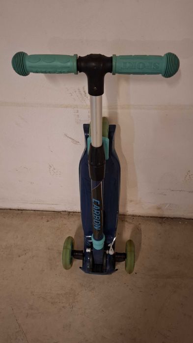 Hulajnoga trzykołowa, Toyz Carbon