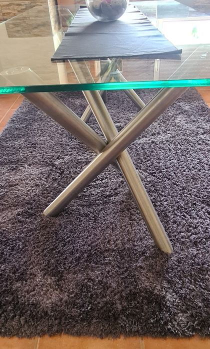 Mesa de jantar de vidro