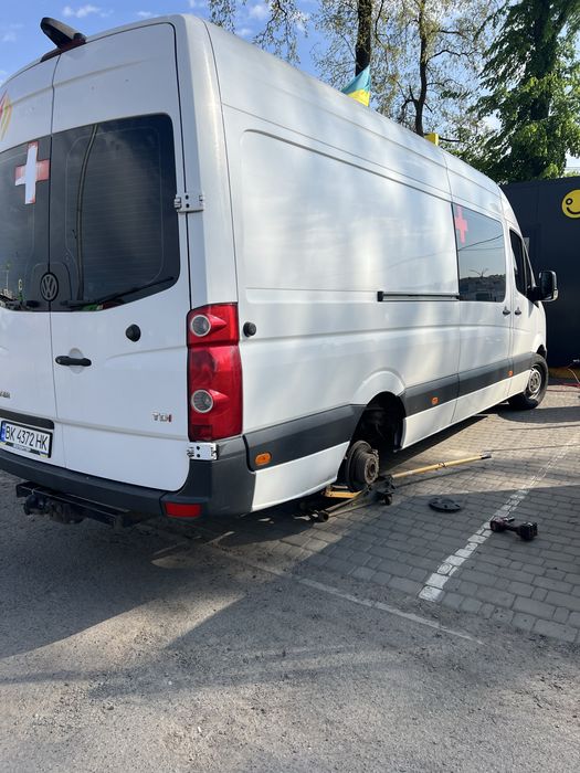 Volkswagen Crafter 2015 • Обслужений •BI-Led лінзи
