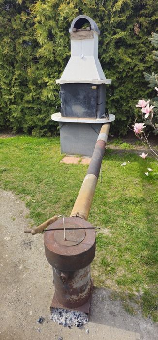 Grill węglowy wedzarka na drewno