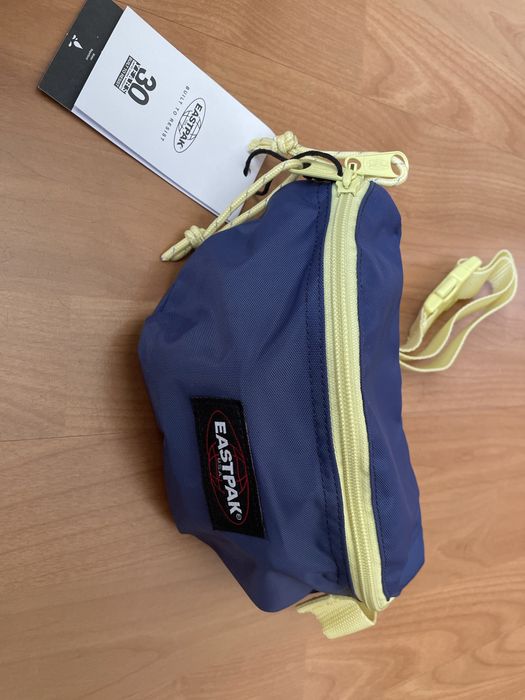 Bolsa de cintura Eastpak azul nova