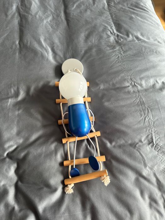 Candeeiro Phillips quarto de criança