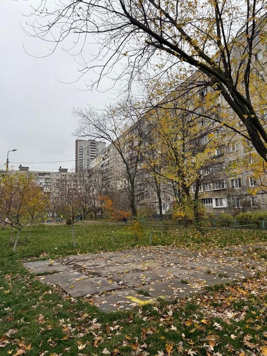 Оренда мафу героїв полку Азов 13-Б, 18м² нова конструкція Оболонь