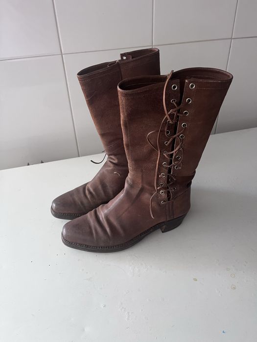 Botas em pele feitas por medida