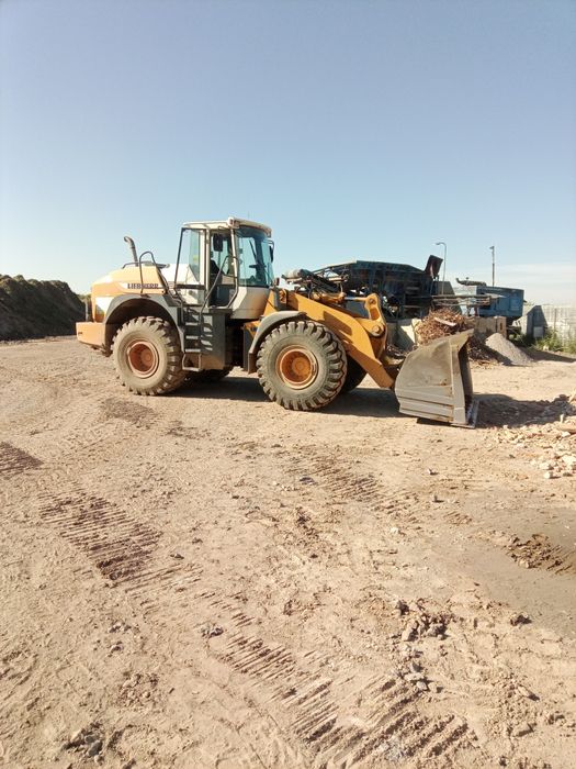 Usługi koparką , ładowarką/wywrotką / materiały sypkie