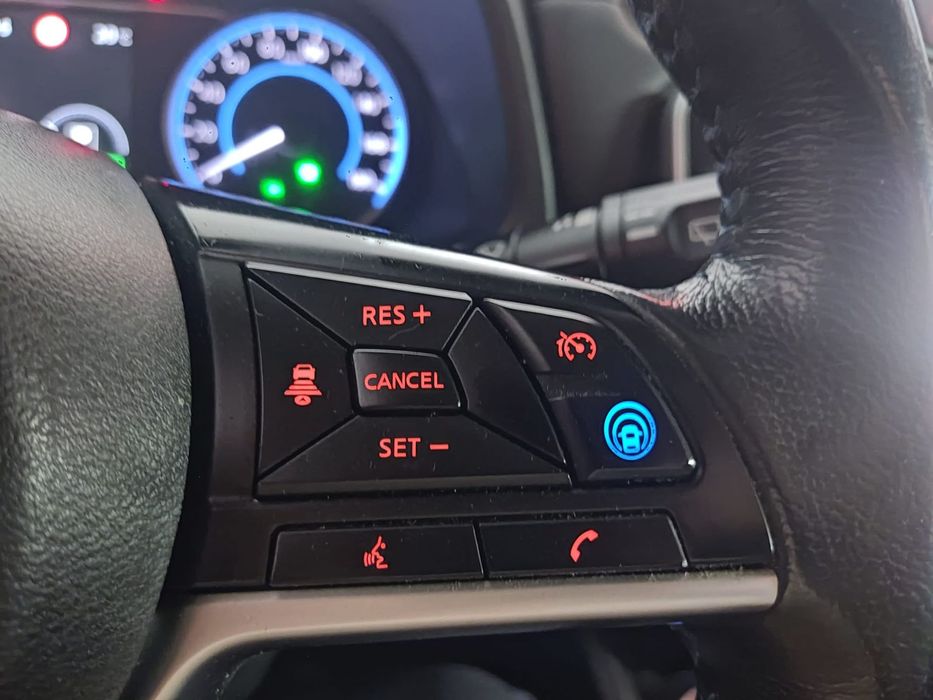 Nissan Leaf Tekna ProPilot Park