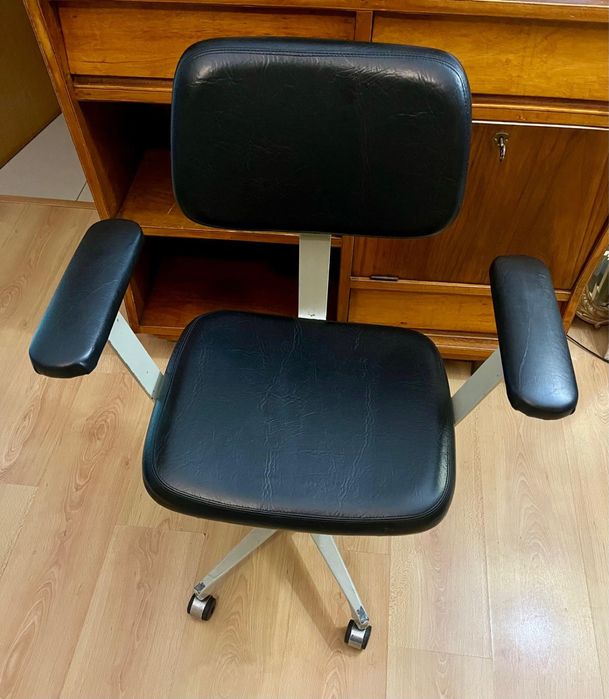 Vintage Cadeira escrirorio industrial em optimo estado