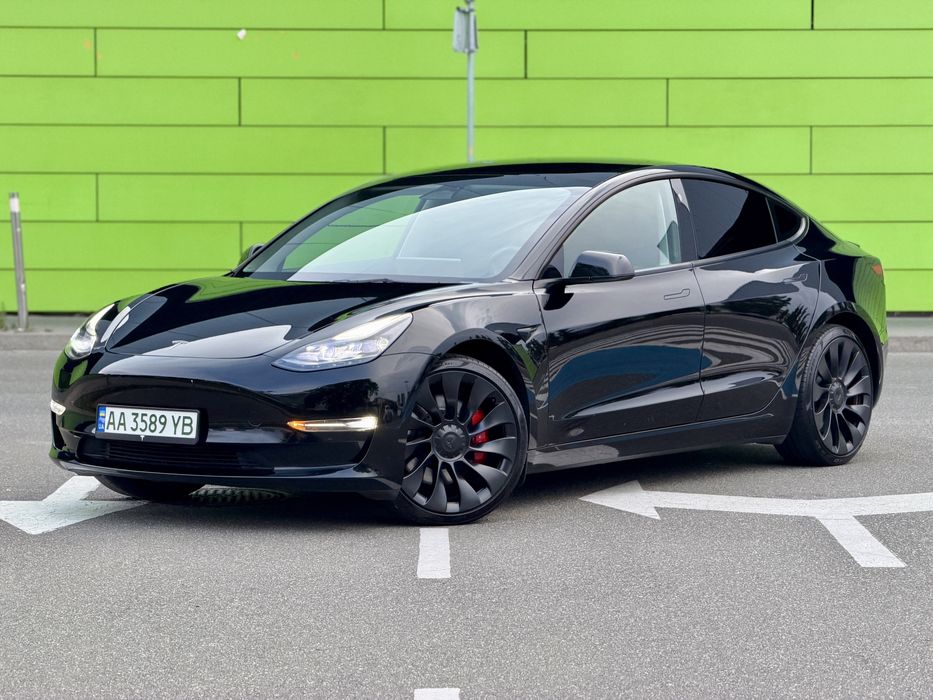 Tesla  Model 3 Perfomance Dual Motor 2023