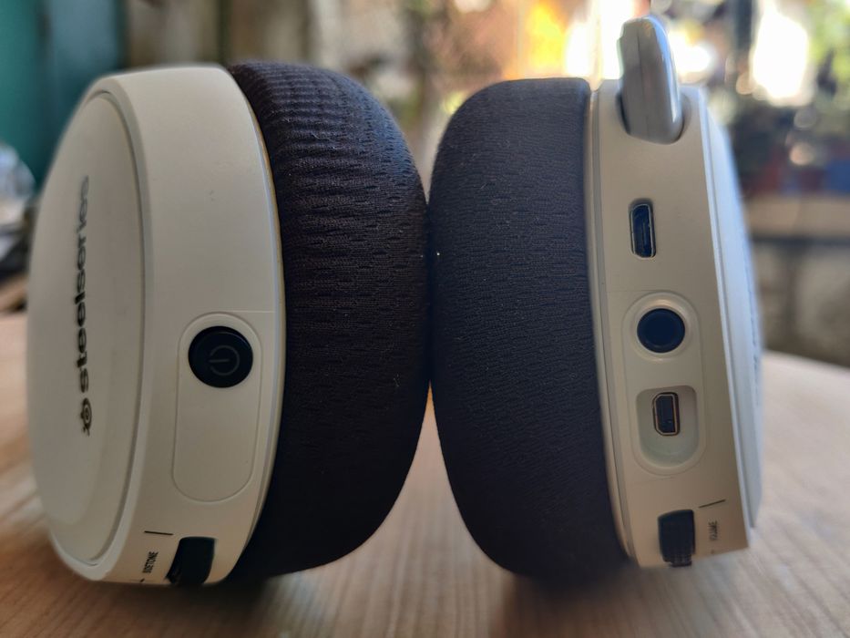 Steelseries 7P Arctis headphones