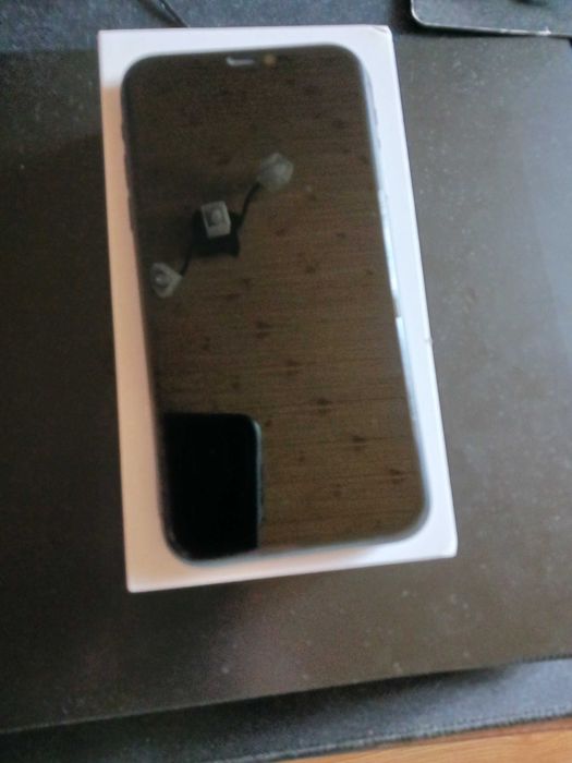 iPhone 11 128GB Czarny