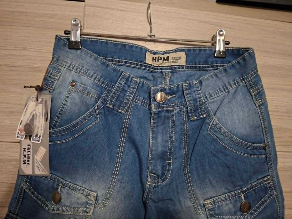 Jeansowe, krótkie spodnie męskie r 29