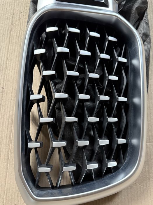 Решетка радиатора BMW X4