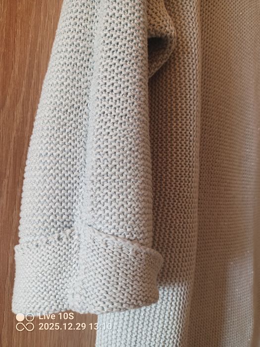 Sweterek damski firmowy rozmiar z metki M